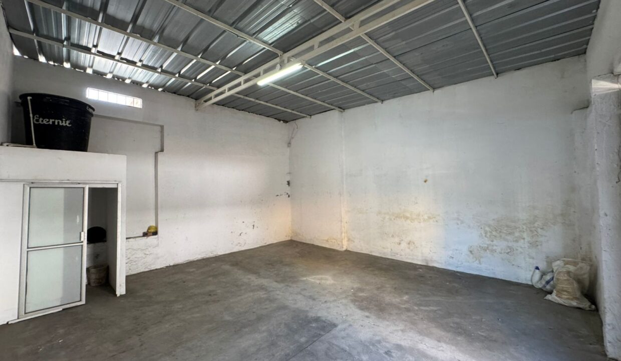 BODEGA EL CONTENTO 13-12 (11)