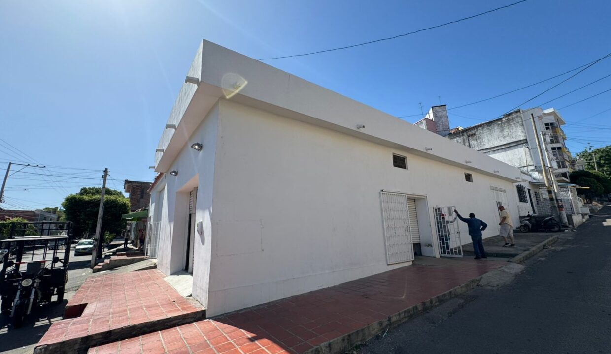 BODEGA EL CONTENTO 13-12 (2)